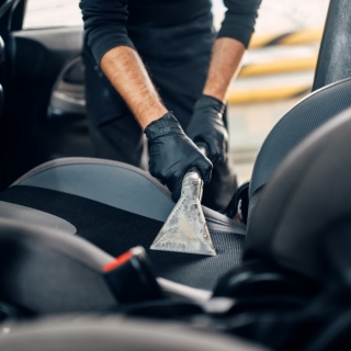 Higienização de Bancos de Carro em Sorocaba | Limpeza Automotiva Impermeabilização de Estofados Proteção de Tecidos Impermeabilização de Sofás