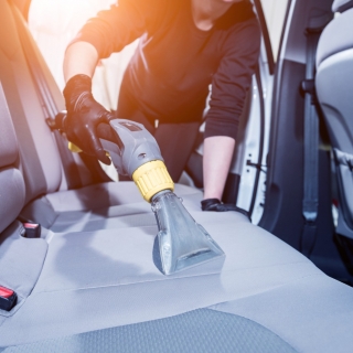 Limpeza de Interiores de Carros Lavagem de cadeiras Empresa de Lavagem de Cadeiras Limpeza Automotiva